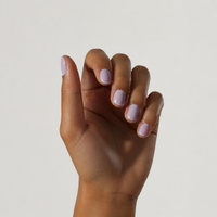 Lakier Lilac Luck Active– delikatny, półtransparentny odcień liliowego różu –