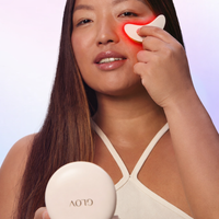 PRZEDSPRZEDAŻ! Płatki LED LUNA EYE z etui ładującym dla rozświetlonej i odświeżonej okolicy oczu –