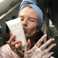 10 x Nawilżająca i regenerująca maska do włosów o charakterze emolientowym GLOV® (Copy) –