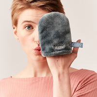 Wielorazowa rękawiczka do demakijażu i oczyszczania skóry suchej za pomoca wody GLOV® –