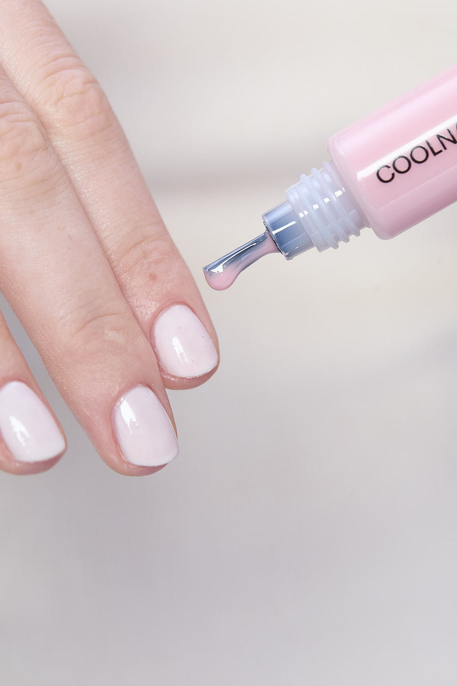 Classic nail polish in a modern click-pen form COOLNAILS Classic Nail Polish Pen