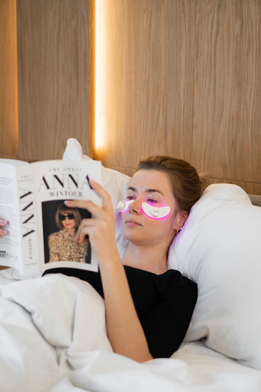 Płatki LED pielęgnacyjne dla rozświetlonej i odświeżonej okolicy oczu LUNA EYE